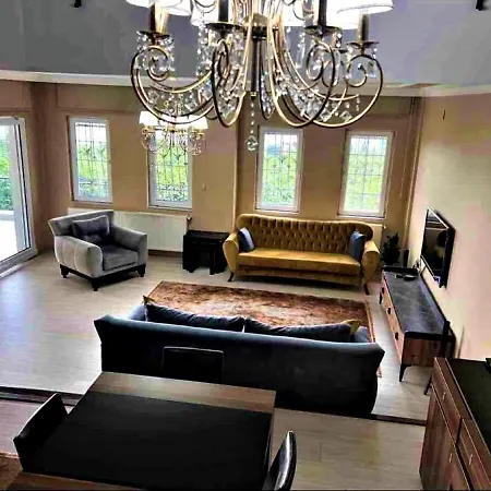 Sea View Triplex Close To Sera And Restaurants