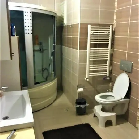 Sea View Triplex Close To Sera And Restaurants Hotel